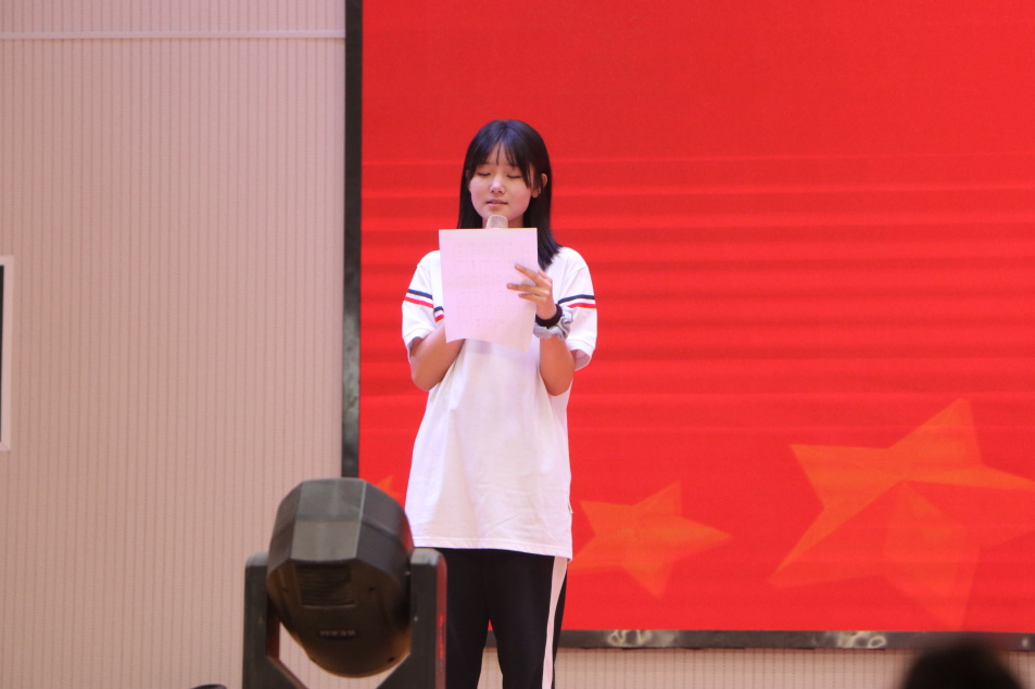 铭记少年责任 献礼建党百年——中恒中学高一B部“少年强则国强”演讲比赛