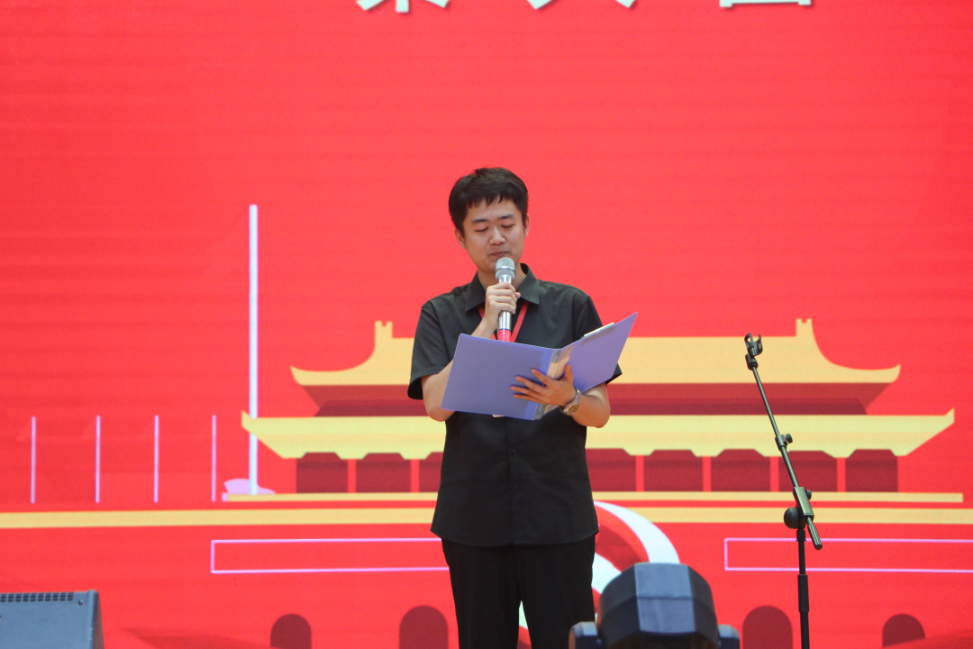 铭记少年责任 献礼建党百年——中恒中学高一B部“少年强则国强”演讲比赛