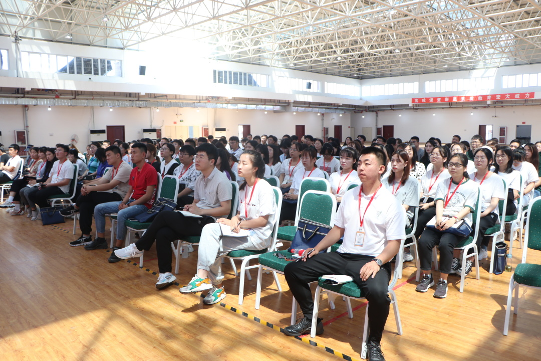 素质扩展 激情学习——唐山市曹妃甸区中恒高级中学教师培训活动纪实（一）