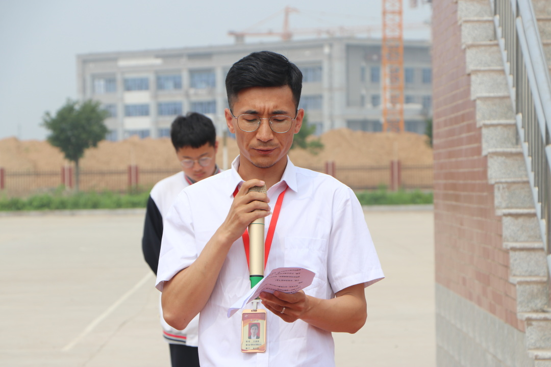 七七事变八十四周年——中恒高级中学举行了七七事变纪念日宣誓活动