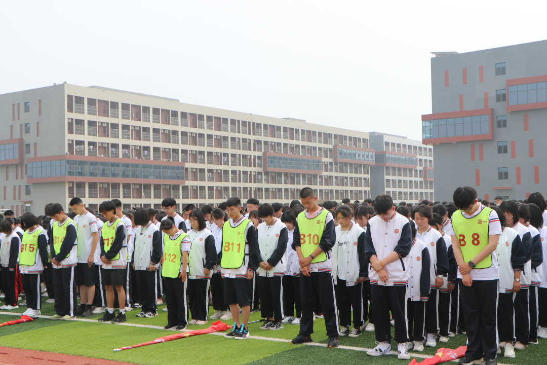 七七事变八十四周年——中恒高级中学举行了七七事变纪念日宣誓活动
